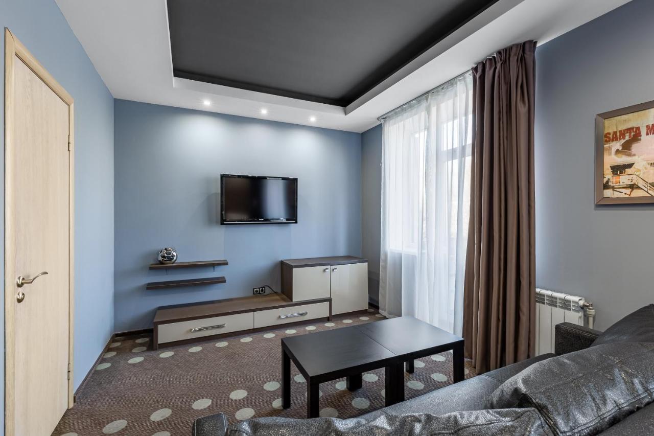Ambassador Plaza Otel Kiev Dış mekan fotoğraf