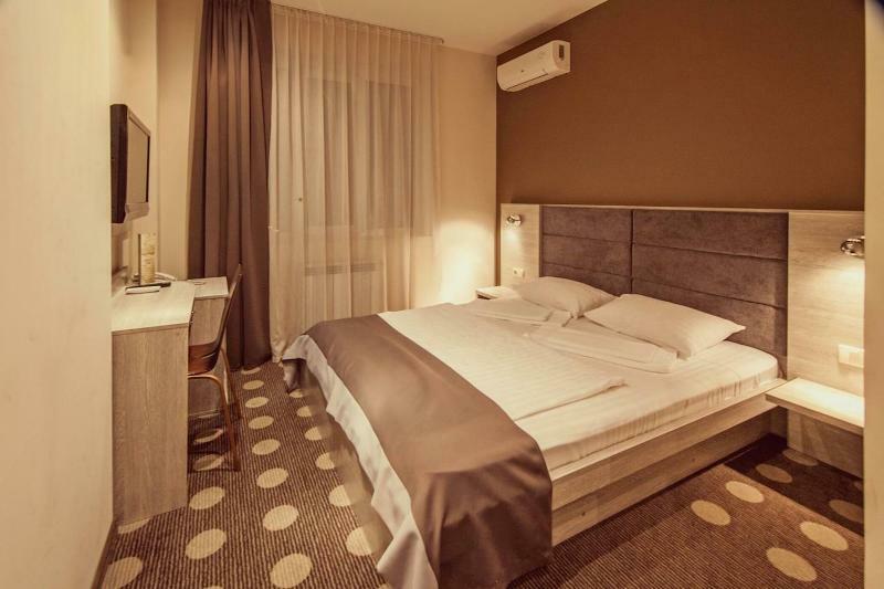 Ambassador Plaza Otel Kiev Dış mekan fotoğraf